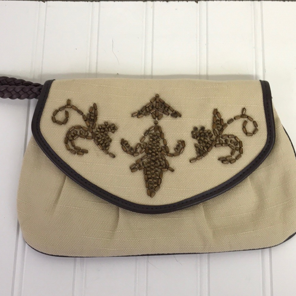 Loft wristlet